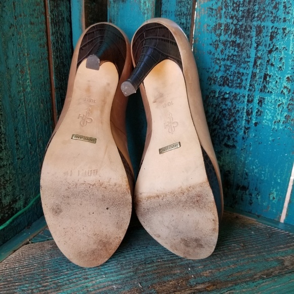 Cole Hann Tan Platform Heels - Picture 5 of 7